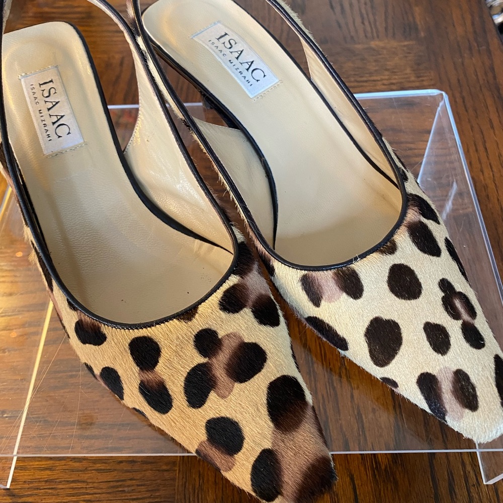 ISAAC MIZRAHI Sz 7.5B Calf Hair Sling-back 2”Kitten Heel Slingbacks in Brown/tan